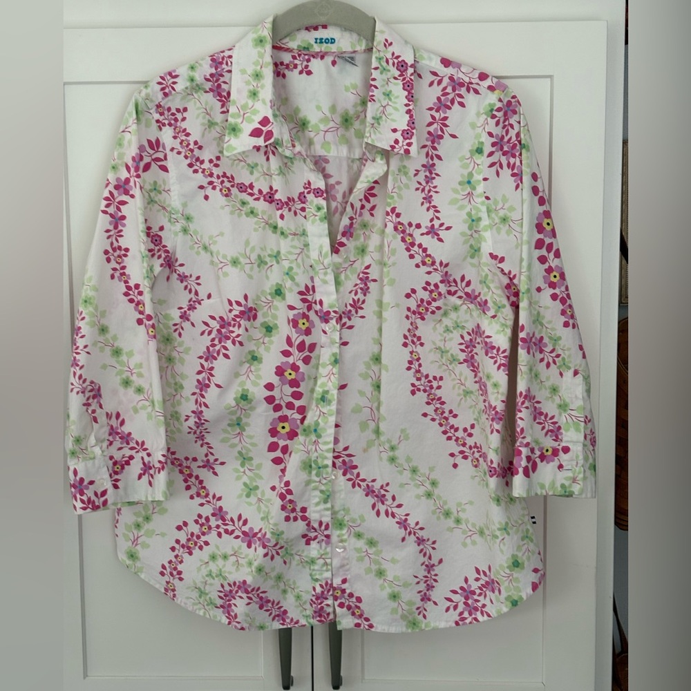 IZOD, ladies, cotton, floral blouse, petite medium